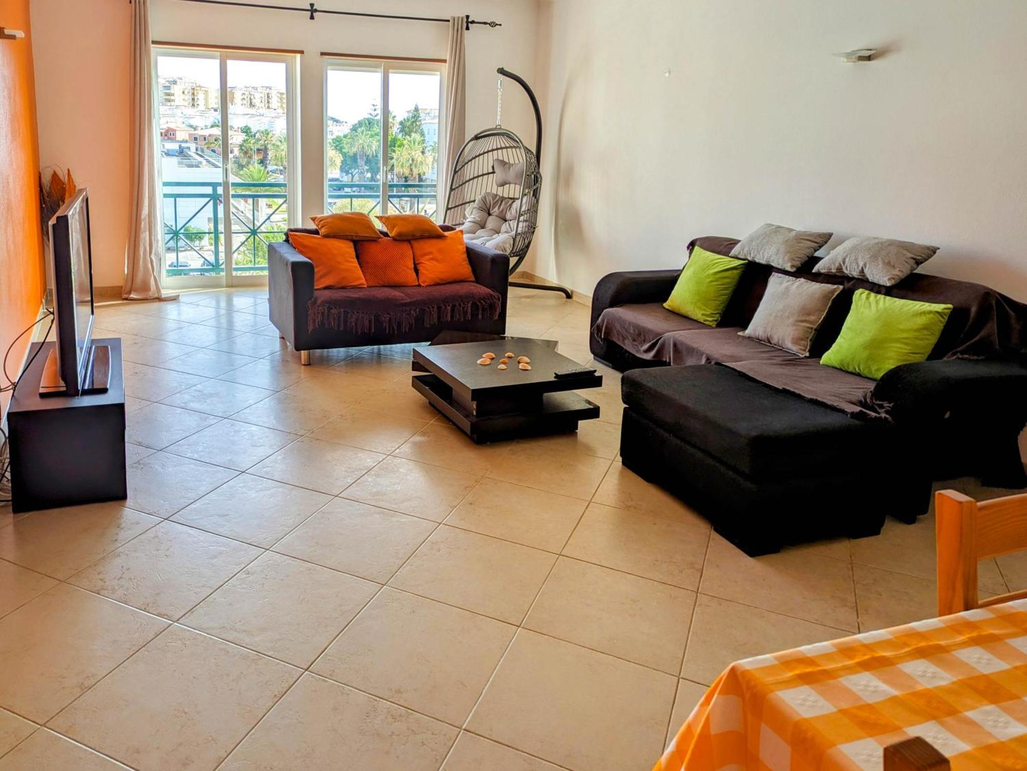 Two Bedroom Apartment - 110M2, Ac, Terrace, Wi-Fi Lagos Exterior foto